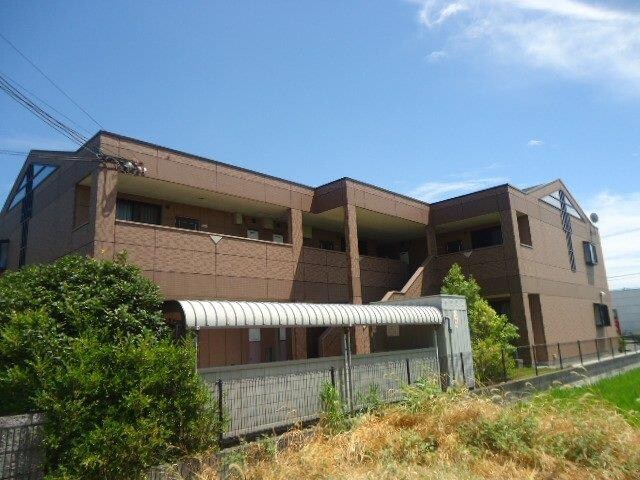 フィールドヴィレッジの物件外観写真