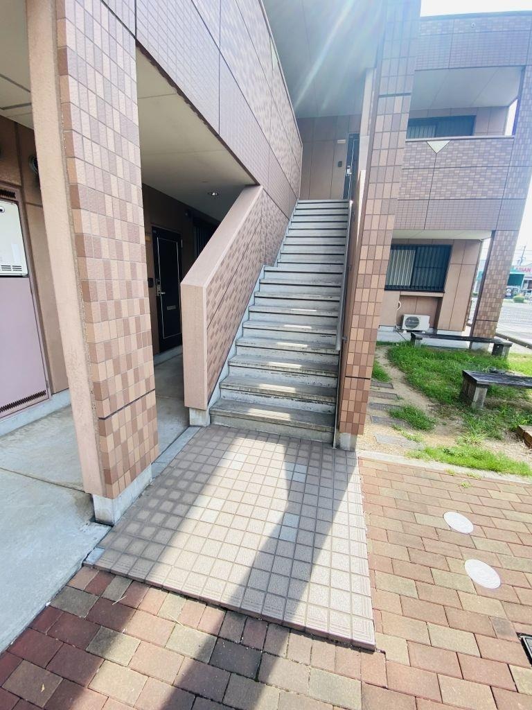 フィールドヴィレッジの物件外観写真