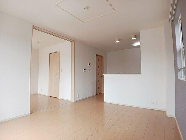 ラフレシールあぼしＤの物件内観写真