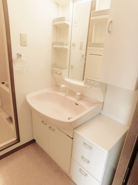 ロイヤルプラザいずみ野の物件内観写真