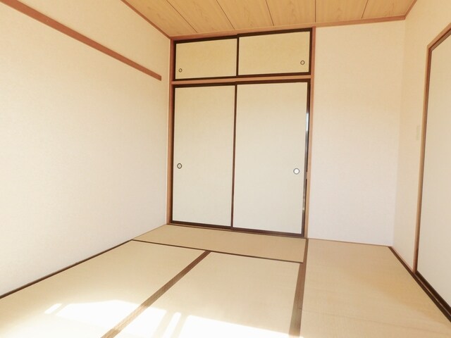 ロイヤルプラザいずみ野の物件内観写真