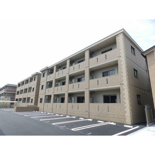 サテンエステートの物件外観写真