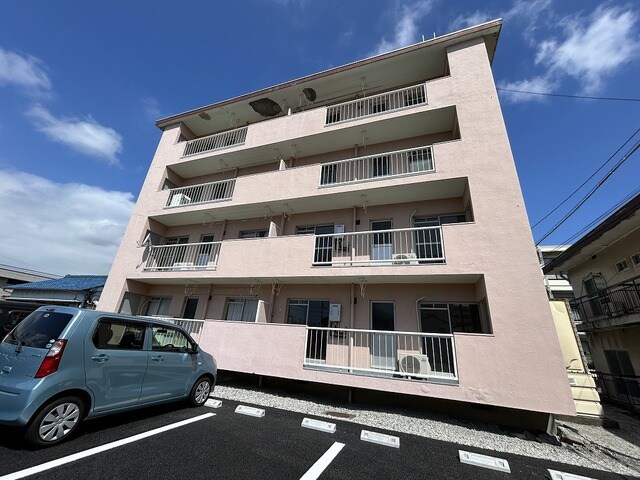 元町マンションの物件外観写真