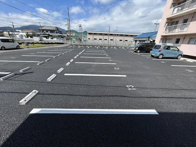 元町マンションの物件外観写真