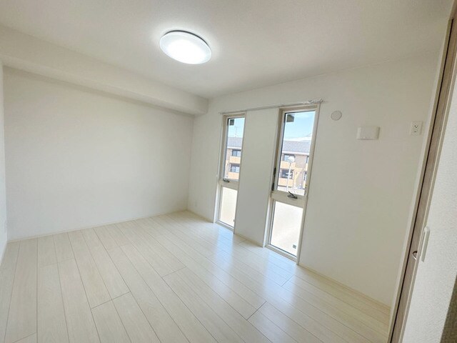 カーサ・カミリアⅡの物件内観写真