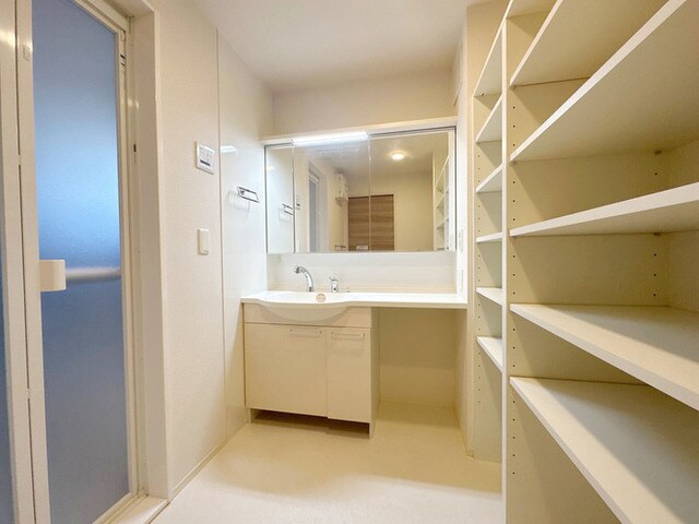 カーサ・カミリアⅡの物件内観写真