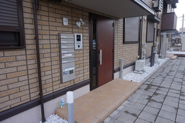 クレスト中野の物件外観写真