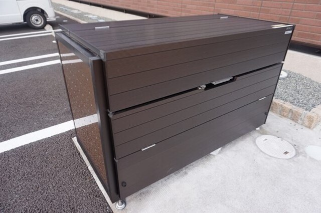 クレスト中野の物件外観写真