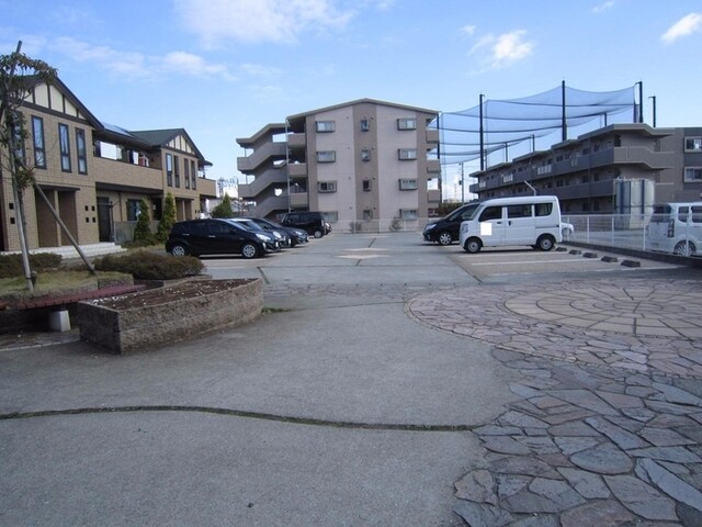 柚木駅 徒歩6分 1階の物件外観写真