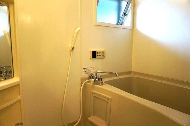 ハイロライマ　Ａの物件内観写真