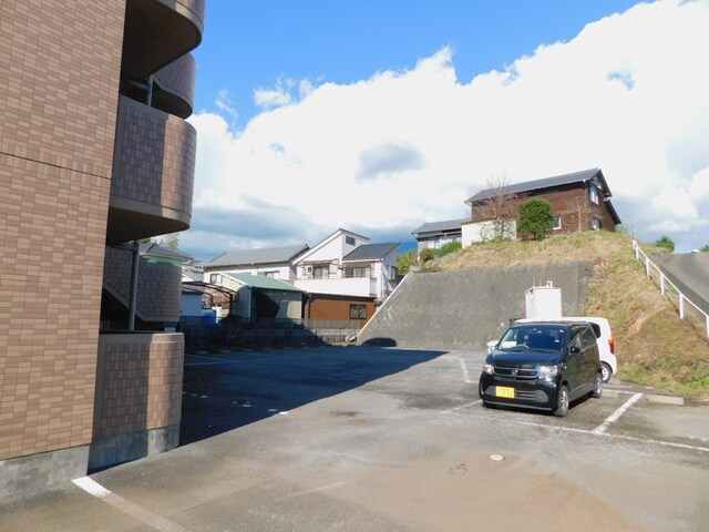 原駅 バス15分  根古屋下車：停歩1分 4階の物件外観写真