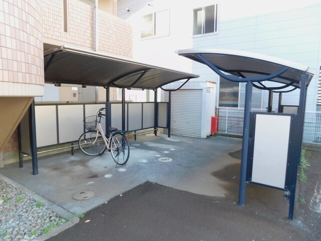 原駅 バス15分  根古屋下車：停歩1分 4階の物件外観写真