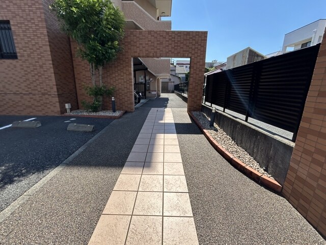 グランセードルの物件外観写真