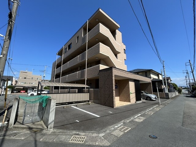 カンサレーションの物件外観写真