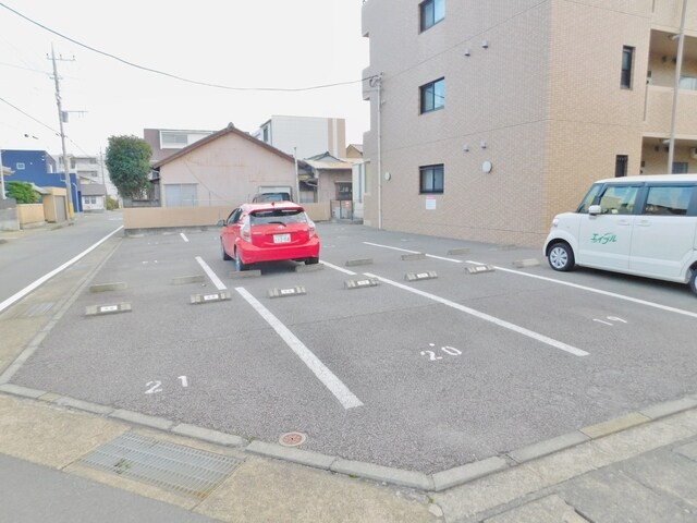 カンサレーションの物件外観写真