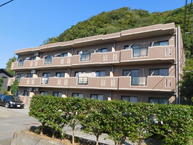 フォレスタ　ヴィアーレの物件外観写真