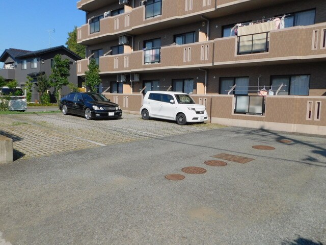 フォレスタ　ヴィアーレの物件外観写真