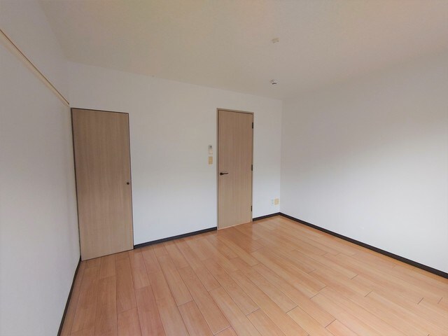 片浜駅 バス17分  中田通下車：停歩22分 3階の物件内観写真