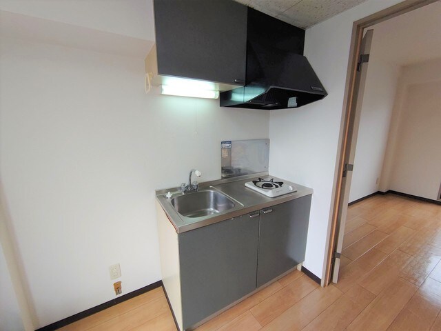 片浜駅 バス17分  中田通下車：停歩22分 3階の物件内観写真