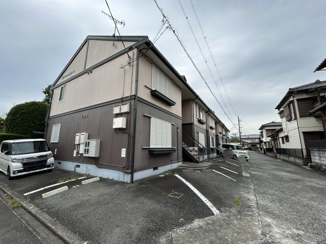 サンモールカタンの物件外観写真