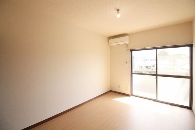 サンハイツ渡辺の物件内観写真