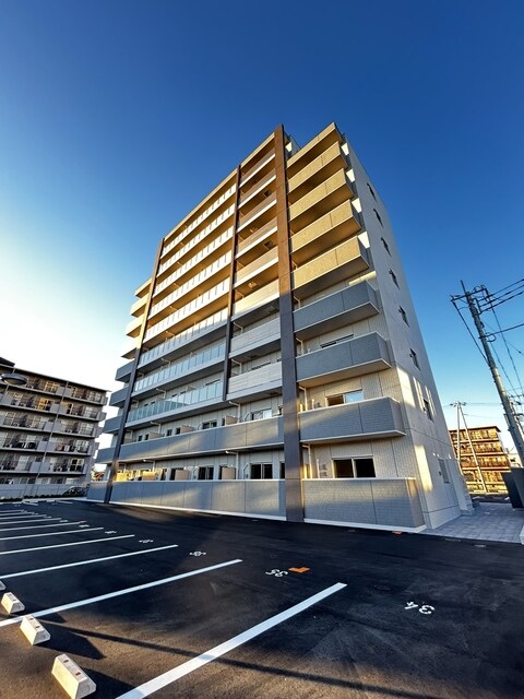 アヴィスタの物件外観写真