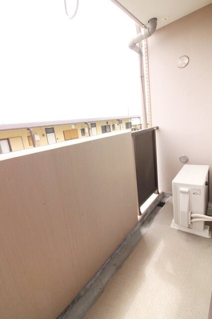 リーラ・コートの物件内観写真