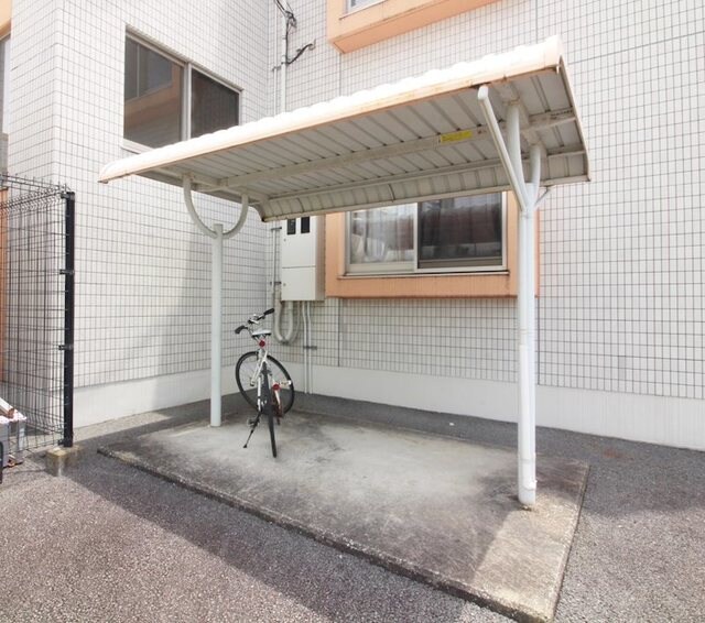 アーバンヒルズの物件外観写真