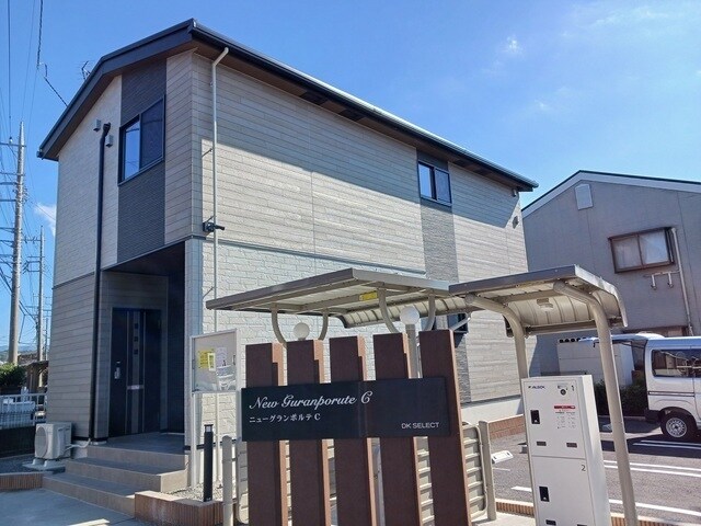 ニューグランポルテＣの物件外観写真