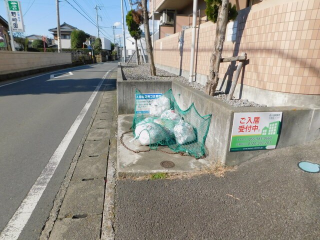 原駅 バス15分  根古屋下車：停歩1分 1階の物件外観写真