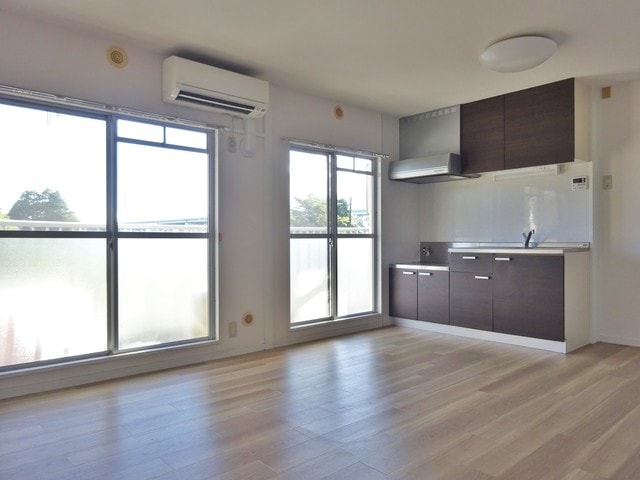 メゾンサンシャインの物件内観写真