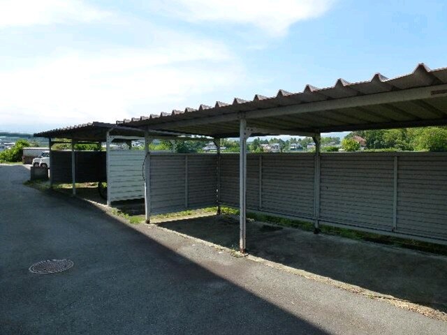 メゾンサンシャインの物件外観写真