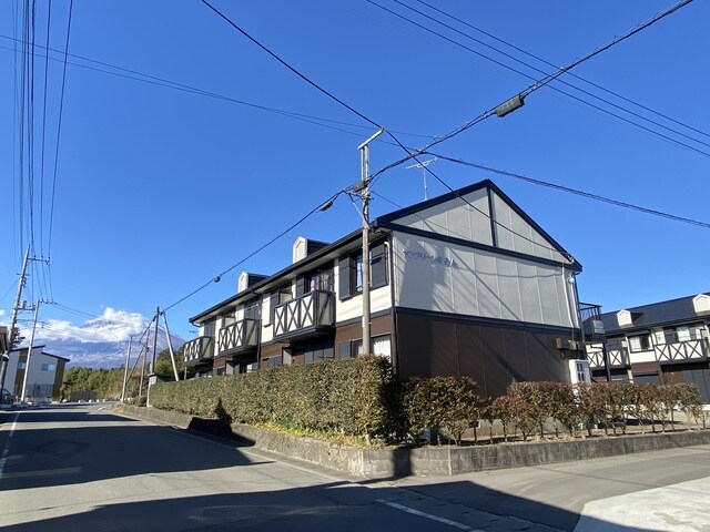 御殿場駅 バス20分  北郷小学校下車：停歩3分 2階の物件外観写真