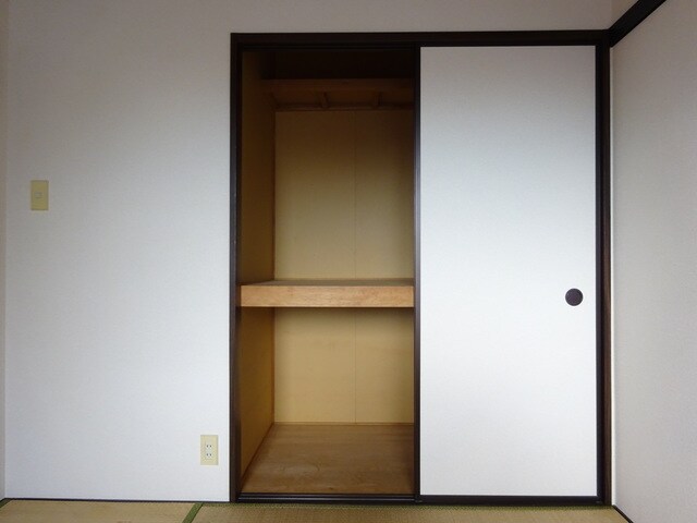 御殿場駅 バス20分  北郷小学校下車：停歩3分 2階の物件内観写真