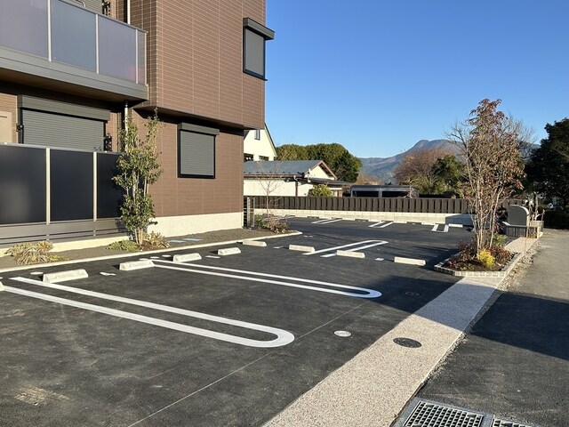 御殿場駅 バス5分  丸太橋下車：停歩6分 1階の物件外観写真