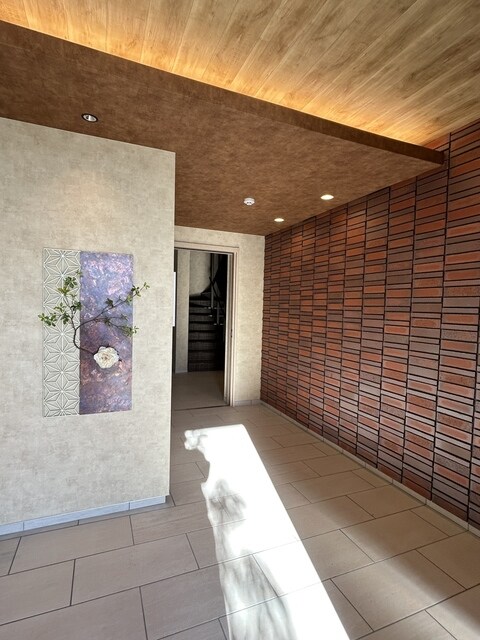 御殿場駅 バス5分  丸太橋下車：停歩6分 1階の物件外観写真