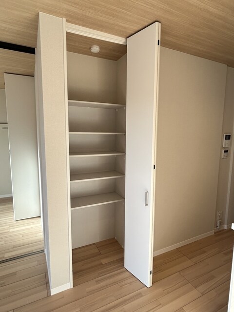 御殿場駅 バス5分  丸太橋下車：停歩6分 1階の物件内観写真