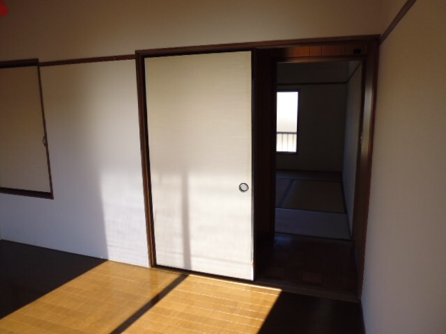 ホワイトコートうしくの物件内観写真