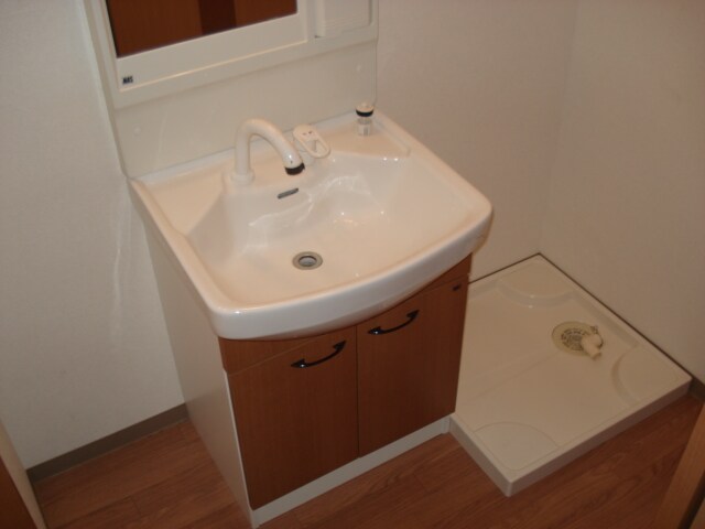 Ｊｅ　ｌｅ　ｐｒｅｎｄｓ　（ジュルプラン）の物件内観写真