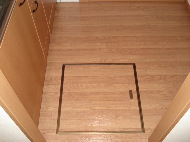 Ｊｅ　ｌｅ　ｐｒｅｎｄｓ　（ジュルプラン）の物件内観写真