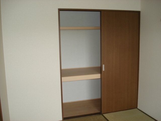 グランディール高野台の物件内観写真