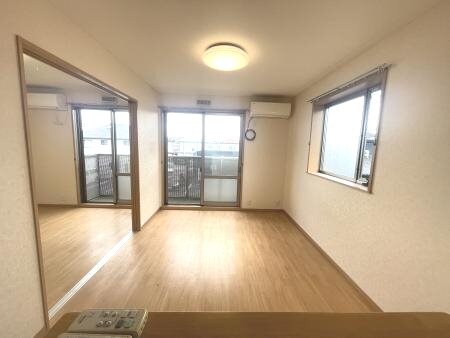 ファミール板谷A棟の物件内観写真