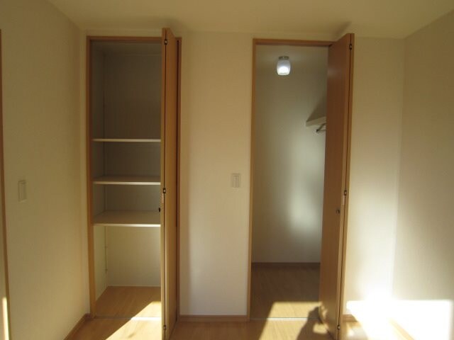 ファミール板谷A棟の物件内観写真