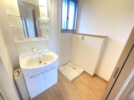 ファミール板谷A棟の物件内観写真