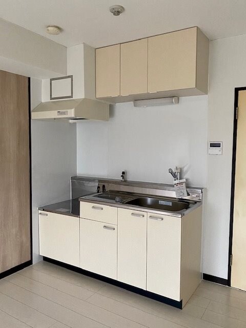 延増マンション新川の物件内観写真