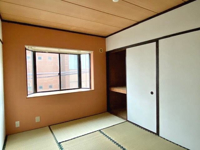 延増マンション新川の物件内観写真