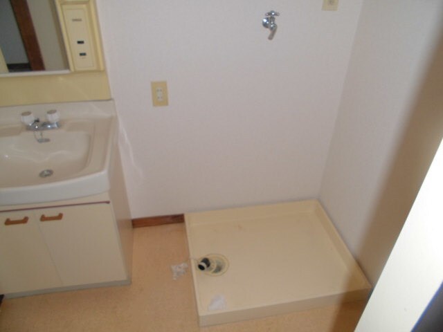 延増マンション新川の物件内観写真