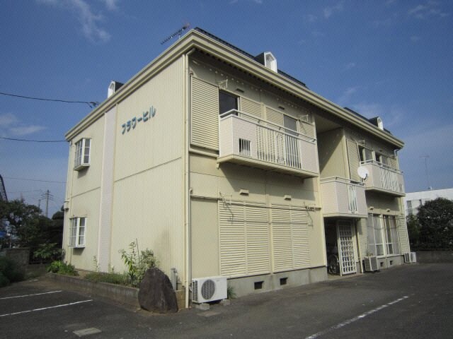 フラワーヒルの物件外観写真