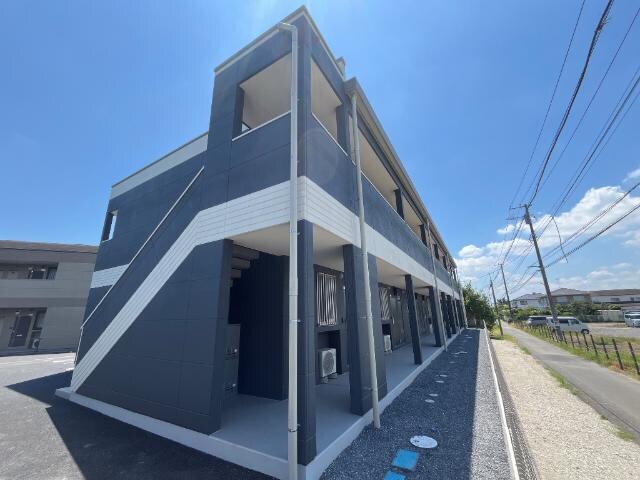 ロードスターの物件外観写真