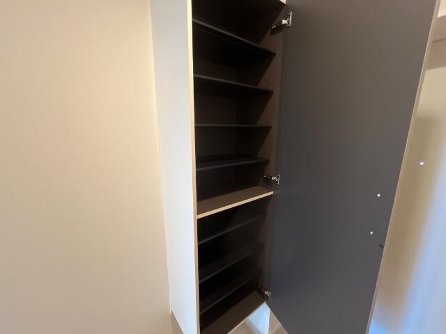 ロードスターの物件内観写真